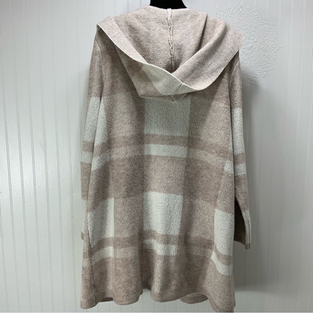 89th + MADISON plaid open cardigan sweater - Picture 3 of 5